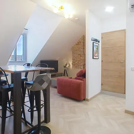 Appartement Nord Loire - Proche Du Tramway Et Du Centre De *